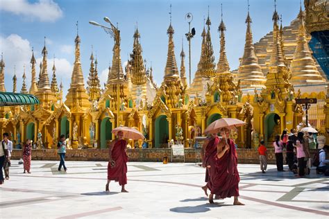 Yangon travel .